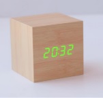 Cubo Reloj Despertador de madera